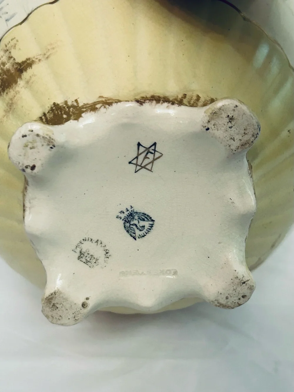 Antique Hand-Painted Floral Ceramic Vase in Cream and‎ Gold
